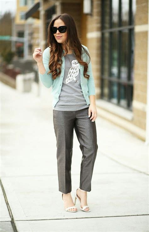 Trendy Outfits Dressy Casual Chic Outfit Work Outfits Grey Tee Outfit Business Casual Heels