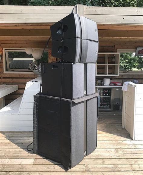 Line Array Speakers Stage Concepts