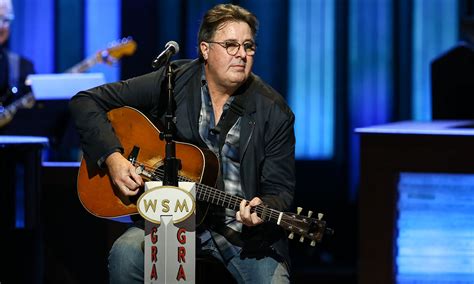 Cmt Announce All Star Salute To Vince Gill Udiscover