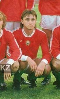 Attila szalai profile), team pages (e.g. Szalai Attila (Zebegény 1965.07.09 - ) • Személyek • Magyarfutball.hu - a magyar labdarúgás ...