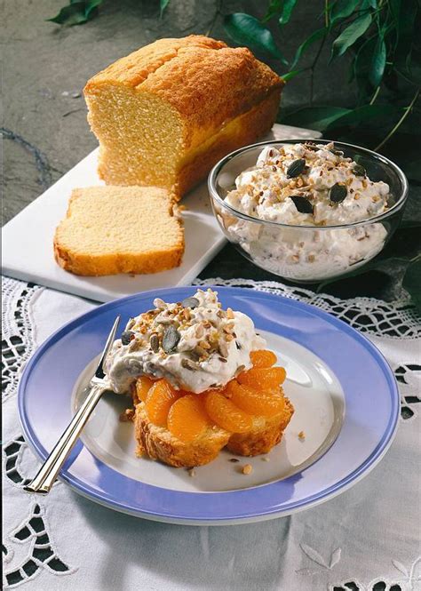 We did not find results for: Sandkuchen mit kerniger Sahne Rezept | LECKER