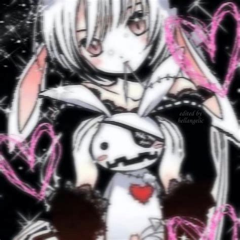 Pin By Venus On Icons Pfps In 2021 Gothic Anime Cute Anime Pics