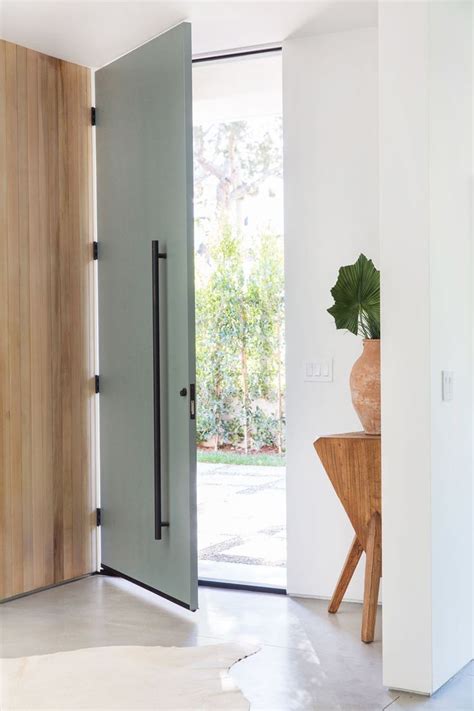 Pin By Coco Kelley On Dream Home Green Front Doors Minimalist