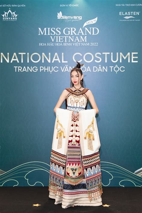 Thảm đỏ National Costume Miss Grand Vietnam Thùy Tiên Quyền Lực Mai Phương Anh Thư Nền Nã