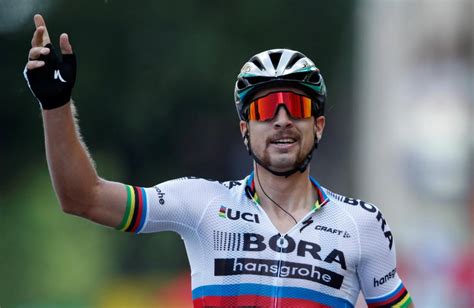 Watch the full video | create gif from this video. Ciclismo: Peter Sagan punta la centesima vittoria in Canada