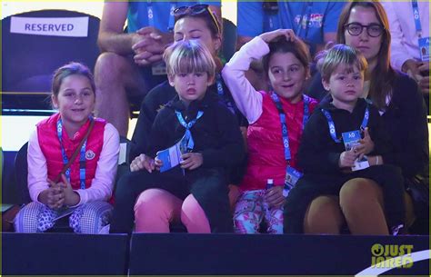 Roger federer s twins everything about his kids fourtylove. Roger Federer's Kids Are So Cute - See Family Photos ...