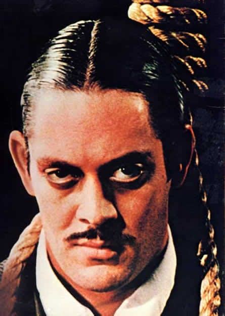 Picture Of Raul Julia