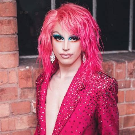 11 Fierce Drag Queens To Follow For Your Daily Dose Of Fabulousness Glamour Uk