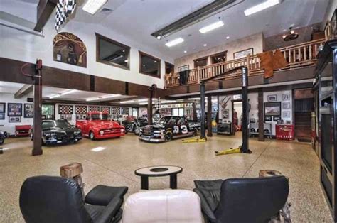 What To Consider When Building Your Dream Garage