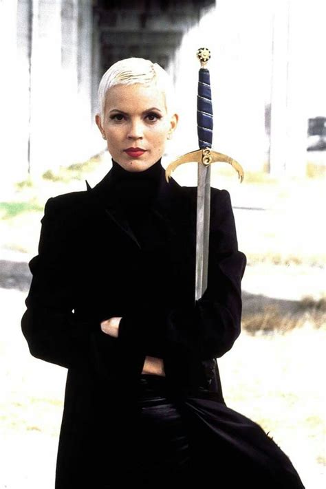 Elizabeth Gracen As Amanda Darieux In Highlander 1992 And Highlander