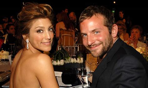 Who Is Bradley Cooper S Ex Wife Jennifer Esposito
