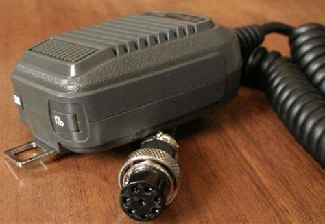 Simple Modification Of The Hm 36 Microphone From Icom Ham Radio Site
