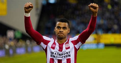 Maybe you would like to learn more about one of these? Cody Gakpo: 'oude ziel' over de lessen van Van Nistelrooy ...