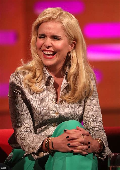Fleabags Andrew Scott Giggles As Paloma Faith Says She Had Alone Time While Watching Sex