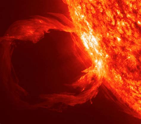 El Solar Dynamics Observatory Capta Espectaculares Imágenes Del Sol