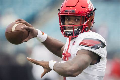 Blessed with rare talent and a refusal to be defined by the skepticism of others, lamar jackson rose from a patchy field in south florida to become an mvp candidate for the. QB Lamar Jackson will leave Louisville for the NFL draft - Chicago Tribune
