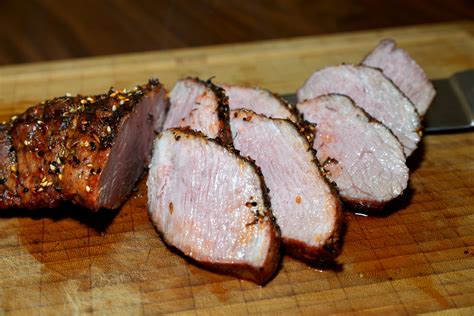 Gotować na średnim ogniu aż do miękkości, odcedzić i przełożyć do salaterki. Fleischerei Dasenbrock - Presa vom Iberico Schwein