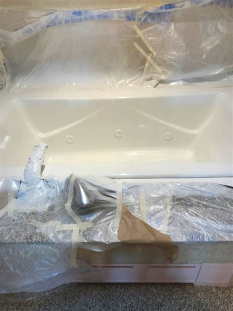 Your tub helps you relax, but what have you done for your tub? Bathtub Refinishing - After - Superior Bathtub Refinishing