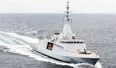The gowind family includes vessels with lengths from 85 to 111 metres (278 ft 10 in to 364 ft 2 in) and displacement from 1,000 tons to 3,100 tons. DCNS. Corvette Gowind®2500 : essais réussis - Lorient ...