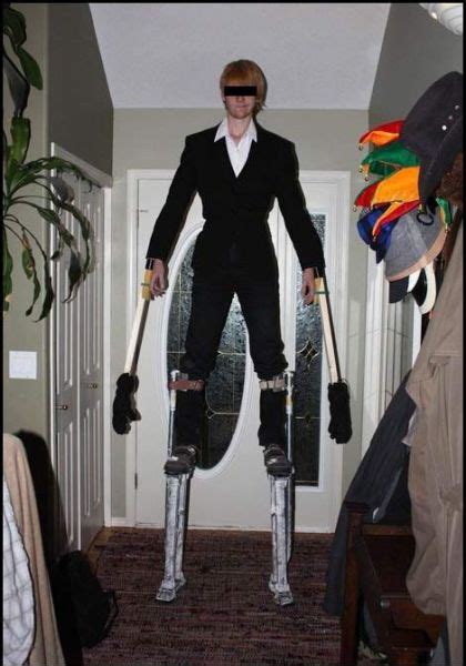 This Creepy Tall Man Costume Is Totally Awesome 5 Pics