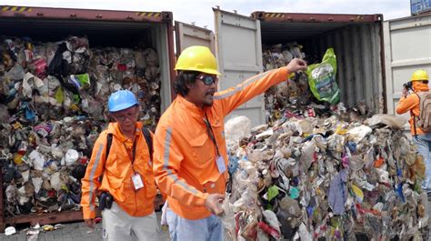 Philippines Ships 69 Containers Of Dumped Rubbish Back To Canada