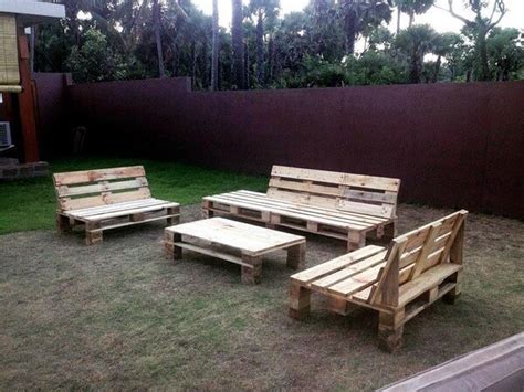 How to make wooden garden furniture. DIY Wooden Pallet Garden Seating Set Ideas | Pallets Designs