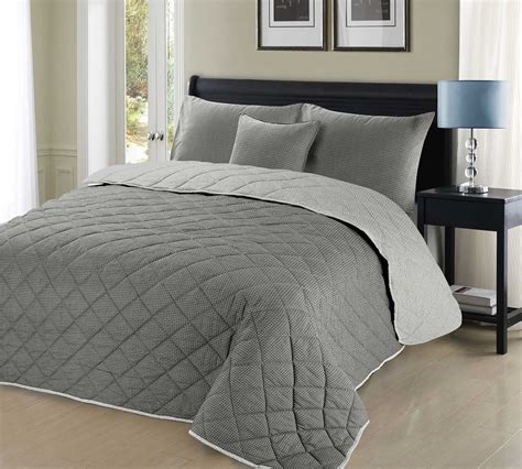 Luxury Geometric Quilted Bedspread Large Throw Blanket Over Bed Grey