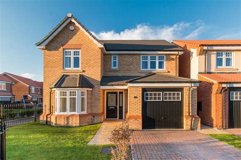 Find the latest 4 bedroom houses in your price range for sale by owners or trusted estate agents. Whitegates Doncaster 4 bedroom House for sale in ...