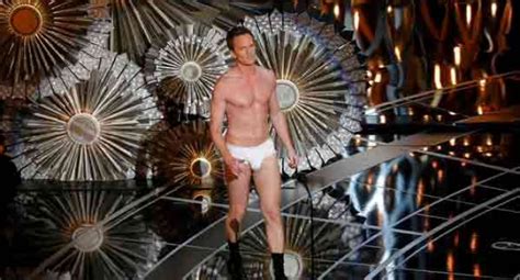 Oscars 2015 Neil Patrick Harris Reenact Birdman Underwear Scene News Nation English