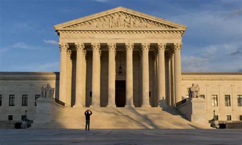 supreme court rules in favor of death row inmate in judge s recusal case us supreme court