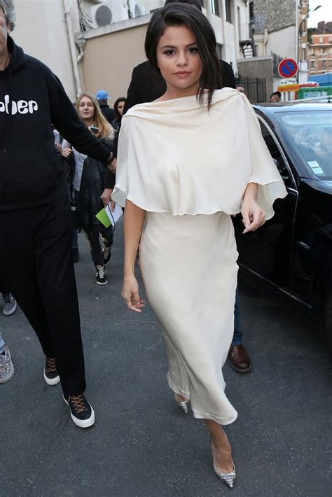 Selena Gomez In Paris September 2015 Pictures Popsugar Latina Photo 5