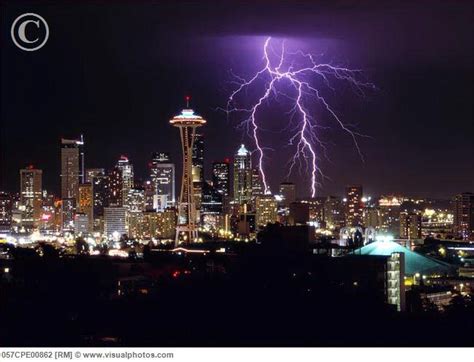 Summer Lightning Storm Over Seattle Lightning Photos Seattle