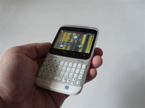 Htc Chacha Review Touch And Qwerty Combo With A Social Twist