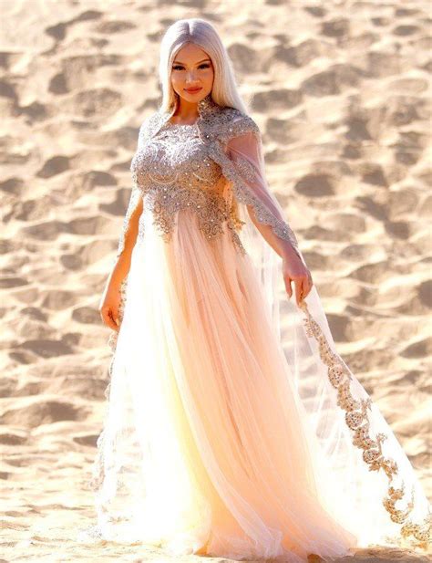 Shirin david was born in hamburg, germany, to an iranian father and lithuanian mother and has one younger sister. https://www.salsa-und-tango.de/dsds-2017-neue-fotos ...