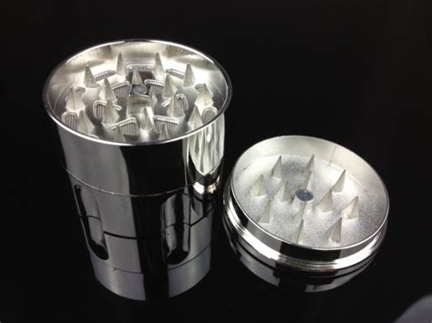 wholesale stylish and cheap brand new design bullet shape herbal herb tobacco grinder materal