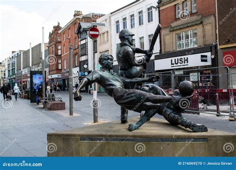 Leicester England 3 April 2021 Statue Of Sporting Figures In
