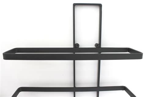 Das weinregal passt sich ihrem raum an, egal ob rechteck, treppenform, sideboard , weinregalsäule oder als raumteiler für flaschen. Weinregal Metall Wand Dies 116 cm Flaschenregal Schwarz ...