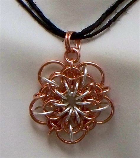 Chainmaille Tutorial Flower Pattern Chain Mail Pendant Helm Etsy