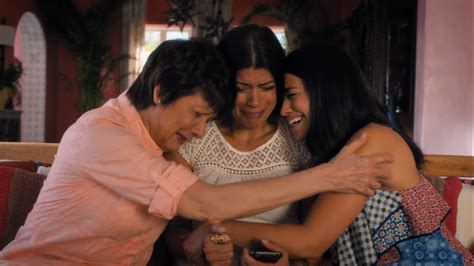 As Jane The Virgin Comes To An End Here Are 5 Moments That Made Our