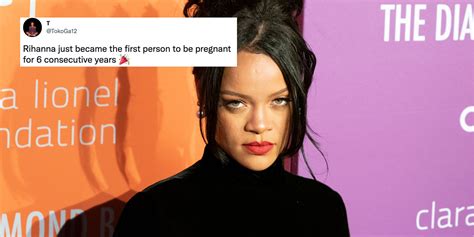 people are making memes about rumors that rihanna is pregnant