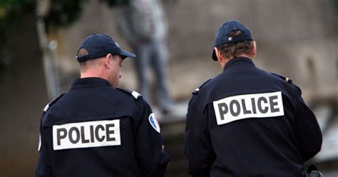 Seine Saint Denis Un Policier De La BAC Se Suicide Avec Son Arme De