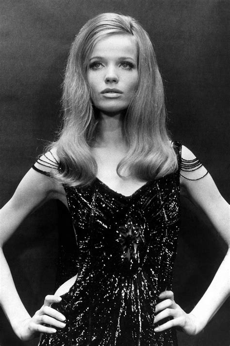 The Beauty Icons Of The 60s Veruschka 1960s Pinterest Icons And