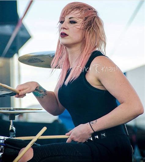 Jen Ledger Skillet Female Drummer Jen Ledger Girl Drummer