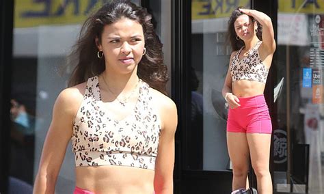 Vanessa Bauer Shows Washboard Abs And Slender Legs In Cropped Top And