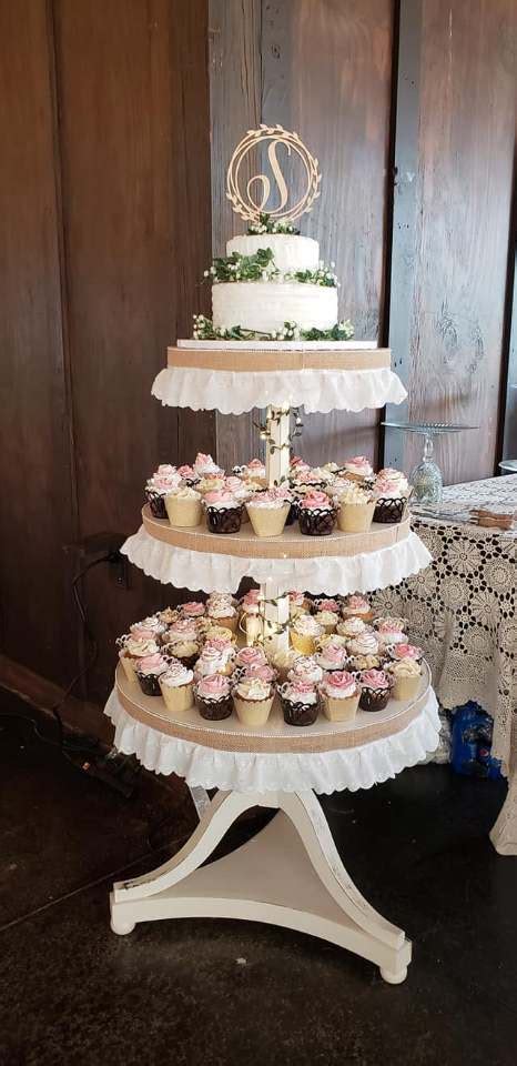 Most people who have never had red velvet cake before think it's either strawberry flavoured or tastes like chocolate cake. Red Velvet wedding cake with vanilla whipped icing ...