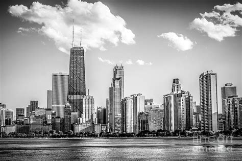 Chicago Skyline Picture In Black And White Photograph By