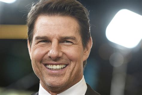 Tom Cruise Zähne 10 Promis Die Eine Zahn Op Hatten In The 4th