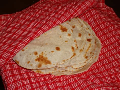Las tortillas de maíz no pueden faltar en la dieta de todos los mexicanos. Recetas de cocina: Como hacer Tortillas de Harina