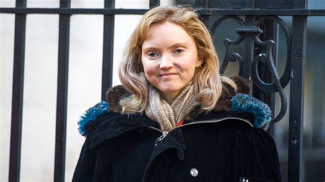 “i Am Not Straight” Supermodel Lily Cole Comes Out As Queer Them