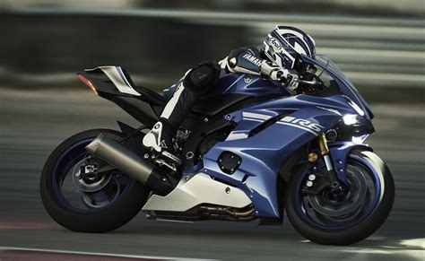 Yamaha Yzf R Launched The New Supersport Image